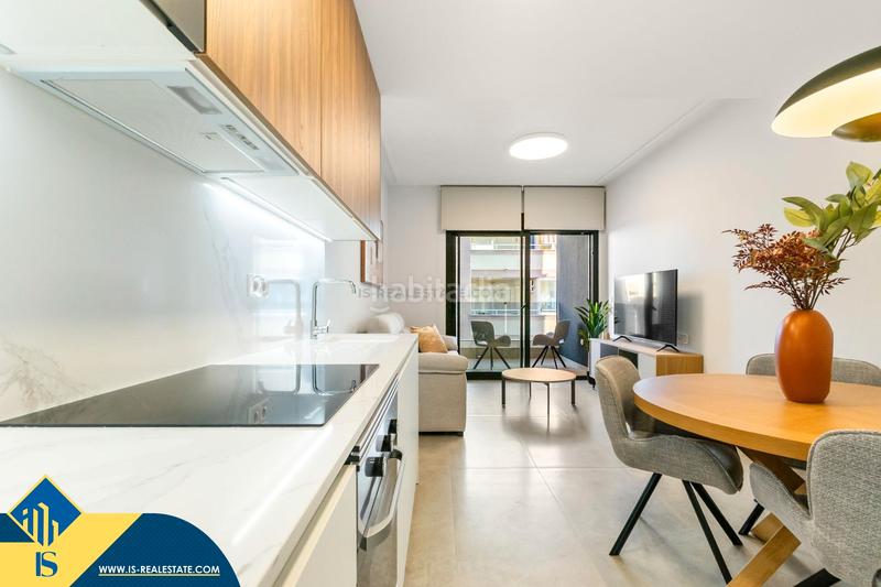 Foto 01ecb985-b71e-4f54-88f2-ad31947eac9c. Etagenwohnung mit pool in Punta Prima Orihuela