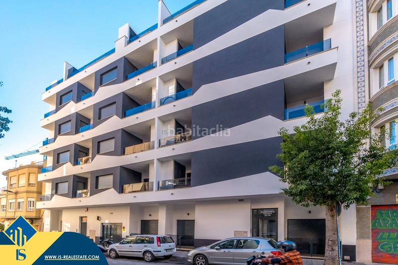 Foto 920a7b0f-bfe0-43a0-a78e-cdd2129bcc0c. Etagenwohnung mit pool in Punta Prima Orihuela