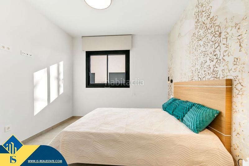 Foto f303ad61-d66b-40ca-a2fa-273c2d9c3f5c. Etagenwohnung mit pool in Punta Prima Orihuela