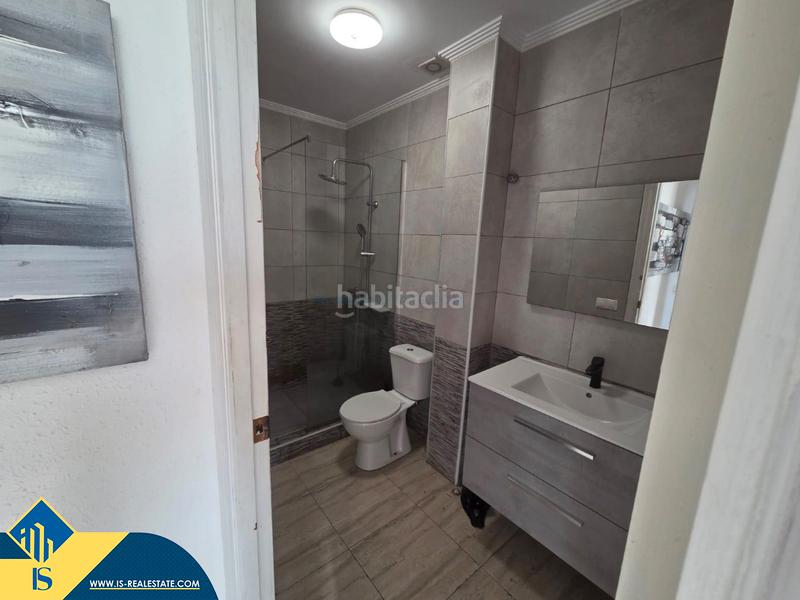 Foto 1b26c19c-2545-4f35-a4ec-cce19c426ed4. Casa bungalow con terraza, en la provincia de alicante, en la ciudad , en el barrio de torreta. 1 habitación | 47 m² | 4 k en Torrevieja