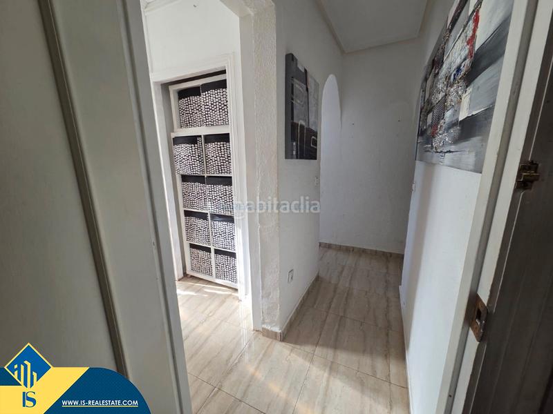 Foto 78ffc03c-6d6e-4ba5-9ae9-ac22be10cd51. Casa bungalow con terraza, en la provincia de alicante, en la ciudad , en el barrio de torreta. 1 habitación | 47 m² | 4 k en Torrevieja