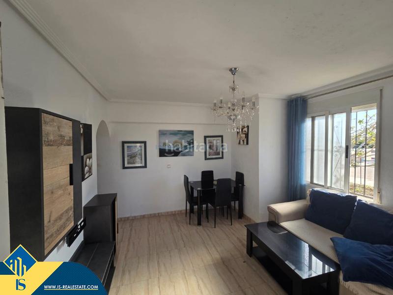 Foto 9fa51fd7-1f0d-435d-ae9b-f43101ca2b05. Casa bungalow con terraza, en la provincia de alicante, en la ciudad , en el barrio de torreta. 1 habitación | 47 m² | 4 k en Torrevieja