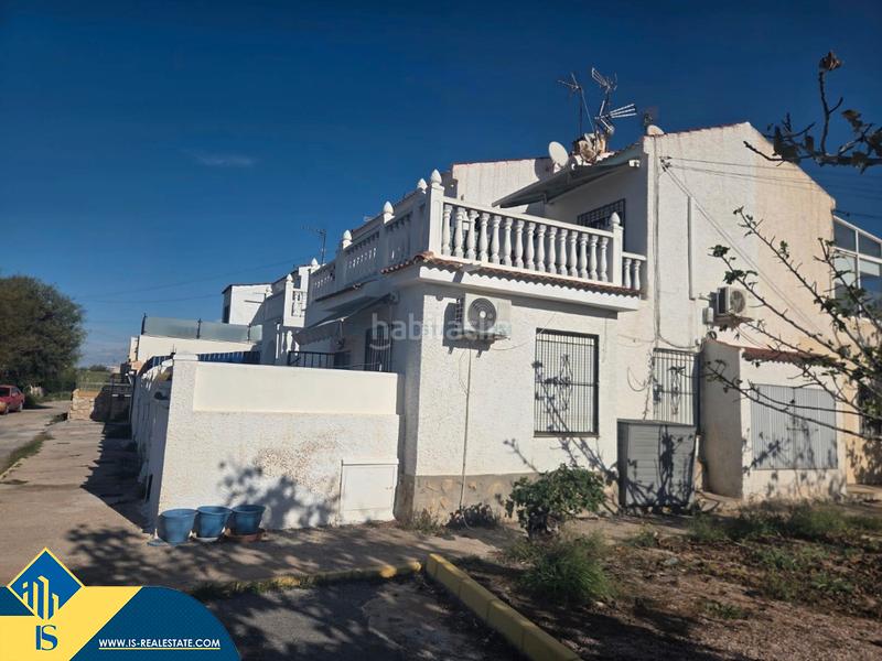 Foto eaf276ce-30d7-4fe0-af25-3b6c3f20a449. Casa bungalow con terraza, en la provincia de alicante, en la ciudad , en el barrio de torreta. 1 habitación | 47 m² | 4 k en Torrevieja