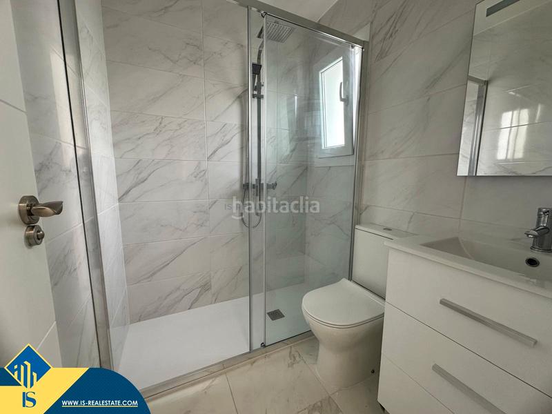 Foto 21cc27a0-edeb-49c7-94dd-60fa9956f927. Duplex con parcheggio piscina in Los Balcones-Los Altos Torrevieja