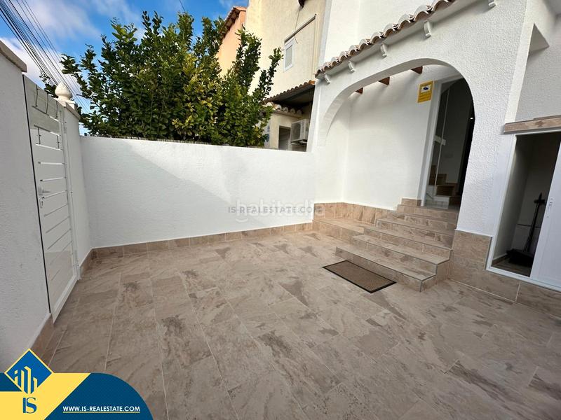 Foto 54c7968d-1f9e-4e02-bbf4-dd3de72b4a25. Duplex con parcheggio piscina in Los Balcones-Los Altos Torrevieja