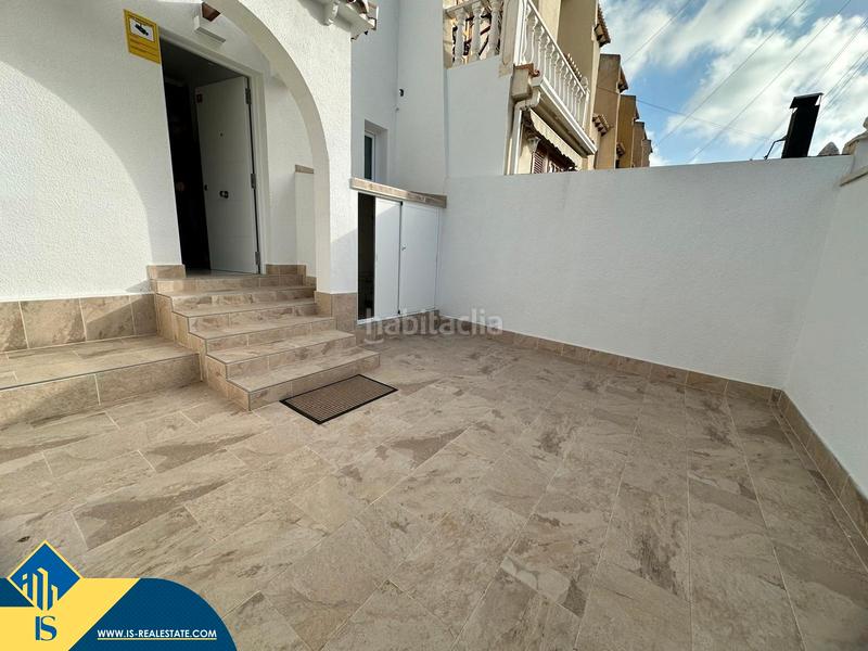 Foto ee6378b2-a5fb-4ec3-bf98-1516c7e8fb67. Duplex con parcheggio piscina in Los Balcones-Los Altos Torrevieja