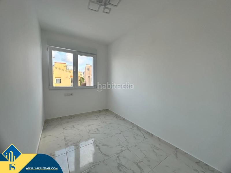 Foto fd5db043-09aa-48a2-8cad-5ab18a555e98. Duplex con parcheggio piscina in Los Balcones-Los Altos Torrevieja