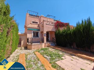 House in Montesinos (Los). Casa con piscina comunitaria, en la provincia de alicante, en la