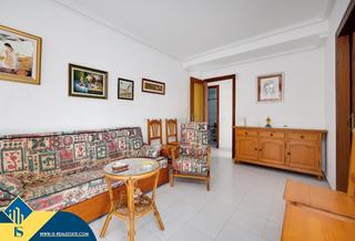 Apartament a Las Piscinas Naturales. Apartamento con terraza, en la provincia de alicante, en la ciud