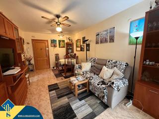 Appartement à Zona Playa del Cura. Apartamento con terraza, en la provincia de alicante, en la ciud