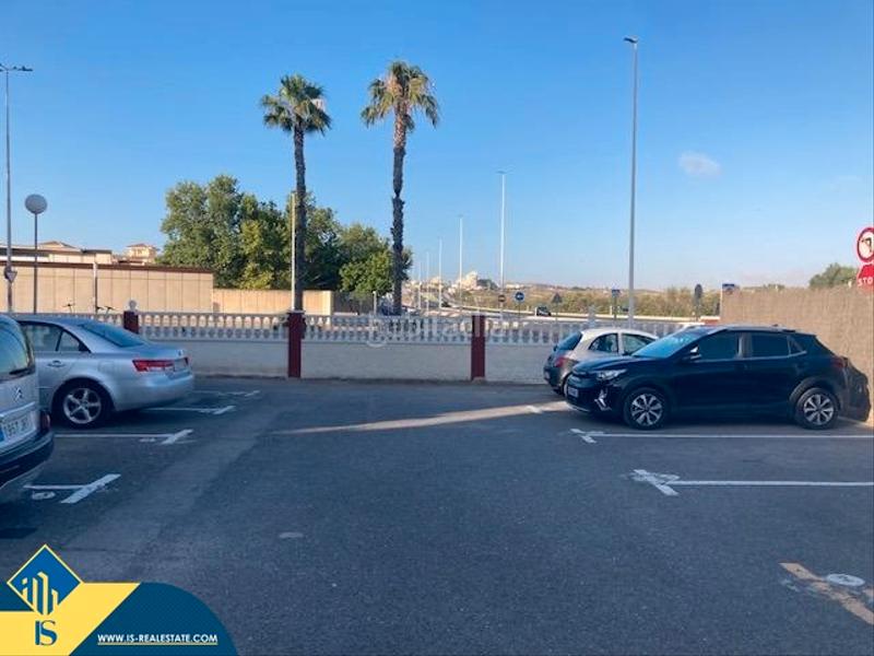 Foto 88f1a1cc-34e8-4fa0-9cf1-de141755712b. House with parking pool in Los Europeos Torrevieja