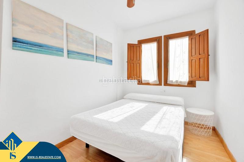 Foto bd6f26c9-f918-455e-9bf4-5debf279421f. House with parking pool in Los Europeos Torrevieja