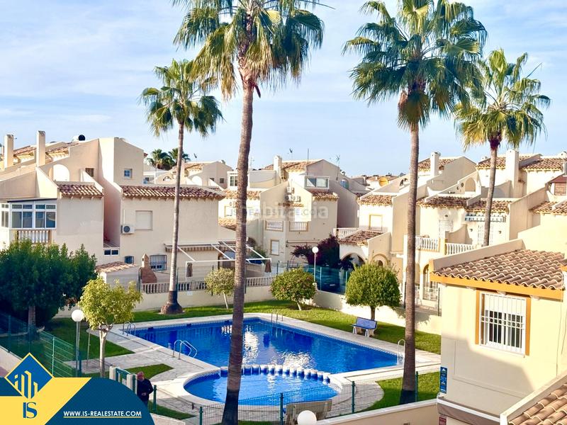 Foto 2ee07897-40ae-4dc1-92f8-6d8f7179ec4f. Maison avec piscine dans Playa Flamenca Orihuela