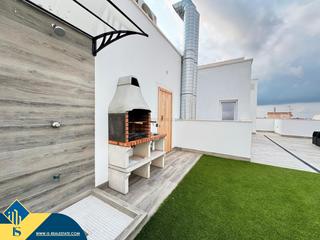 Appartamento in Puerto Deportivo. Apartamento con terraza, en la provincia de alicante, en la ciud