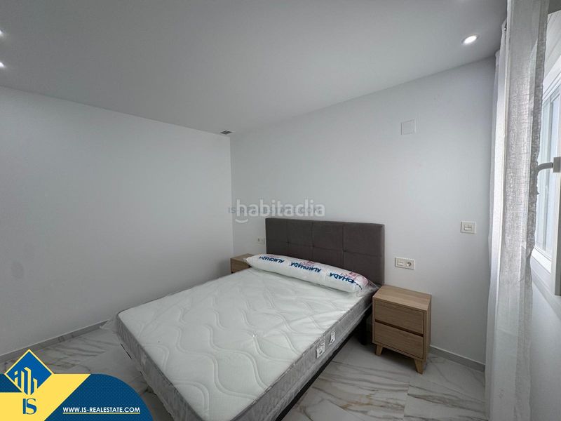 Foto 0e4f3e6d-dbd6-48e5-8edc-deda9a748714. Pis a Puerto Deportivo Torrevieja