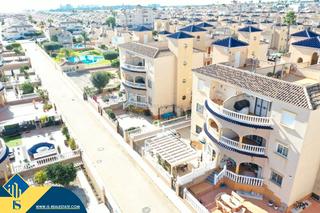 Appartamento in Lomas de Cabo Roig - Los Dolses. Apartamento renovado con piscina comunitaria, en la provincia de