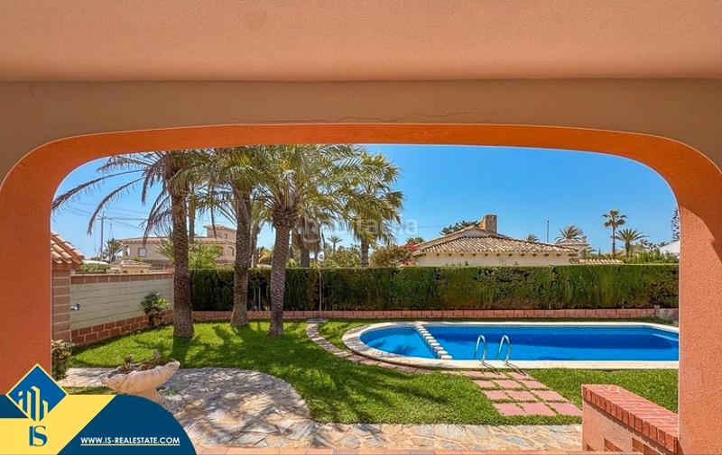 Foto 9ee75fcd-4c74-431f-b2f1-52651eb209c8. Flat with parking pool in Cabo Roig Orihuela