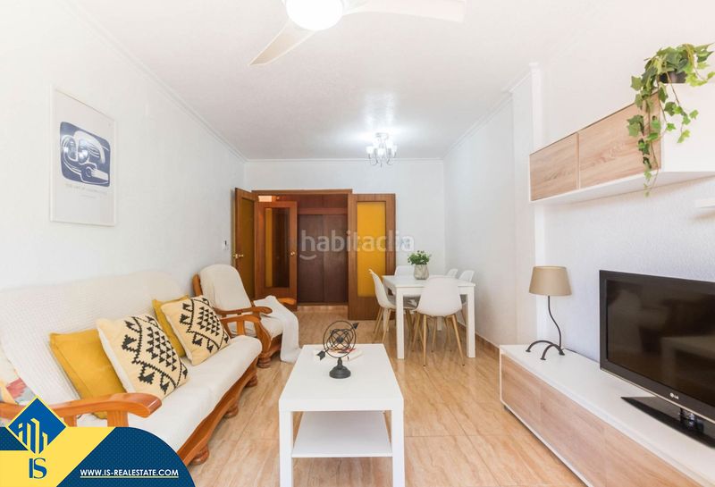 Foto 365f97fa-93ef-4490-9d54-047be4c854eb. Apartamento  con terraza, en la provincia de alicante, en la ciudad de orihuela costa. 3 habitaciones | 115 m² | 400 metros del mar en San Pedro del Pinatar