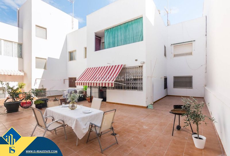 Foto b62b10f9-ada4-4098-8aa3-c3fbebfcb091. Apartamento  con terraza, en la provincia de alicante, en la ciudad de orihuela costa. 3 habitaciones | 115 m² | 400 metros del mar en San Pedro del Pinatar