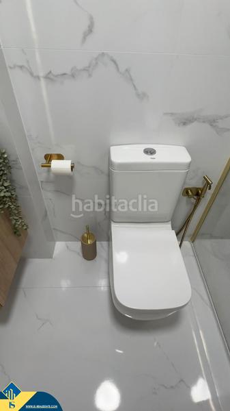 Foto 5a10fc88-bc69-4c04-957c-62ffefbf7e2c. Pis amb aparcament piscina a La Zenia Orihuela