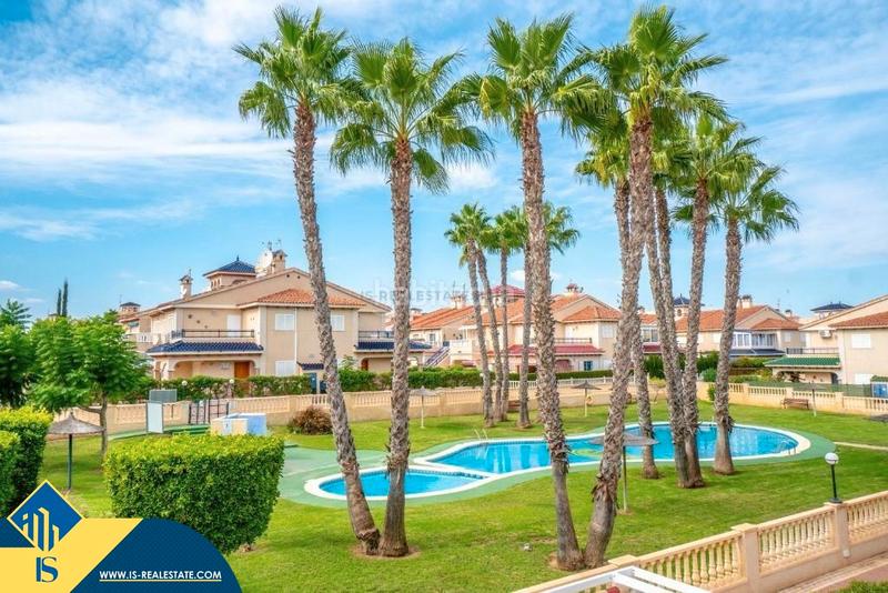 Foto b7bbe924-6e2a-4316-9033-27e256778f25. Pis amb aparcament piscina a La Zenia Orihuela