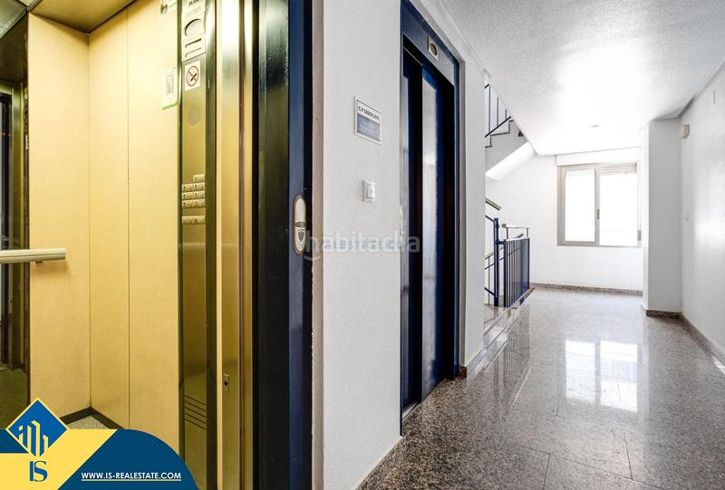 Foto 4d56e45b-44ba-4655-97ae-f72fee18af48. Studio with heating pool in Zona Playa de los Locos Torrevieja