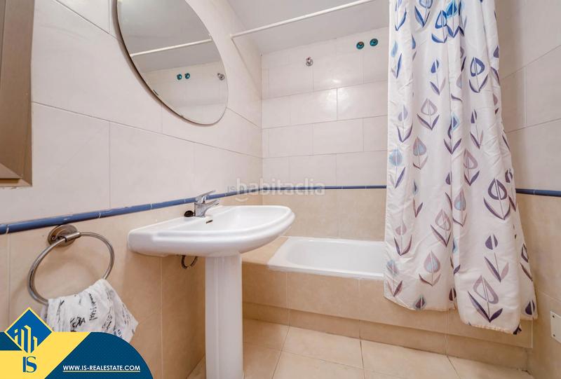 Foto 7b022ff6-3aee-48c8-86c8-06e7c7e4c20f. Studio with heating pool in Zona Playa de los Locos Torrevieja