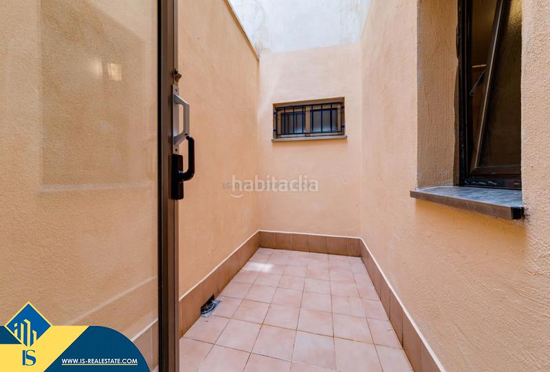 Foto a6c3327c-d4e6-4f1f-8629-4c3d5be7f4c6. Studio with heating pool in Zona Playa de los Locos Torrevieja