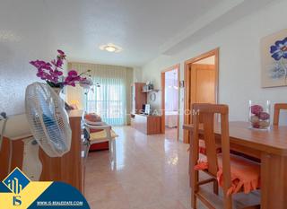 Apartament a Avenida Habaneras - Curva de Palangre. Apartamento con piscina comunitaria, en la provincia de alicante