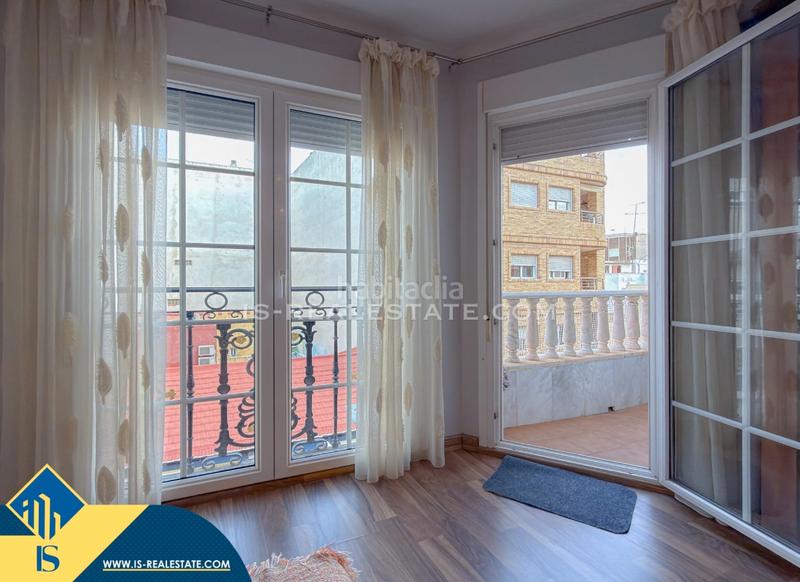 Foto 0fc4c76c-f3fa-4512-a210-298ef908361f. Apartament amb calefacció a Centro - Muelle Pesquero Torrevieja