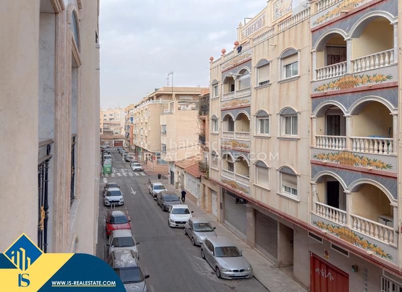 Foto 5b12bee0-c222-4049-9245-b600a43974dd. Apartament amb calefacció a Centro - Muelle Pesquero Torrevieja