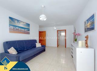 Apartamento en Zona Playa de los Locos. Apartamento con terraza, en la provincia de alicante, en la ciud