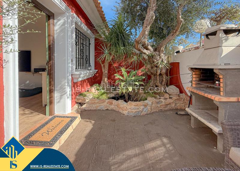 Foto 1baa385d-eac5-4f45-923a-0d6240e0cdcc. Chalet con parcheggio piscina in Los Almendros Orihuela