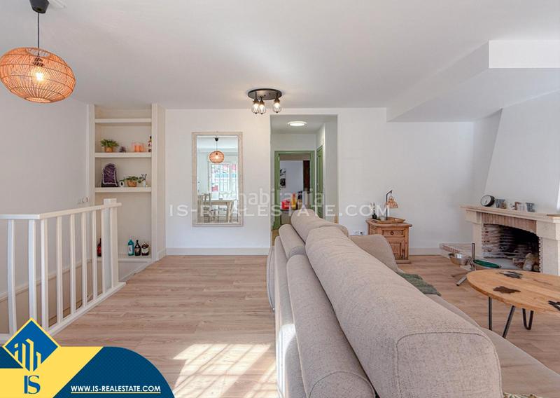 Foto ce4dcfdb-a9bd-4790-acda-84ccd3daf596. Chalet con parcheggio piscina in Los Almendros Orihuela