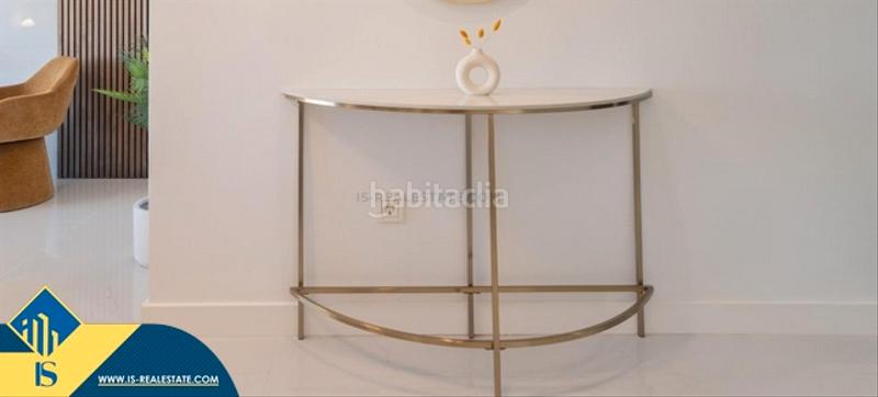 Foto 4bd4f2e4-6df8-4610-99a7-60c028376a40. Attique dans Playa de la Fontanilla Marbella