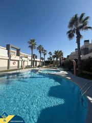 Àtic a Los Europeos. Apartamentos renovados con piscina comunitaria, en la provincia