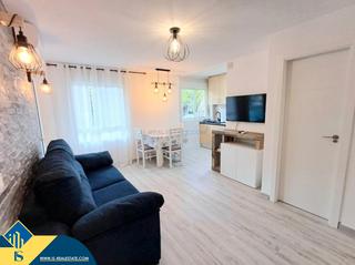 Appartement à El Acequión. Apartamento reformado con piscina comunitaria, en la provincia d