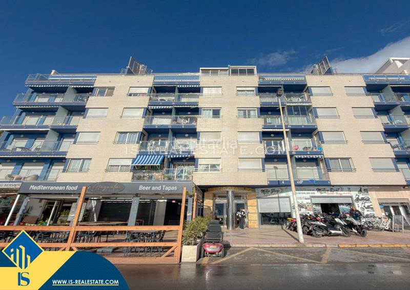 Foto 2cb10d66-2e6c-47f4-a9b3-795b3131d606. Flat with parking pool in Zona Playa de los Locos Torrevieja