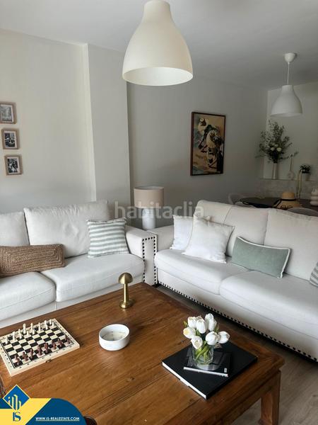 Foto c4d1975e-93cf-45b7-a8ec-89e453d71b1d. Pis amb aparcament piscina a Los Naranjos Marbella