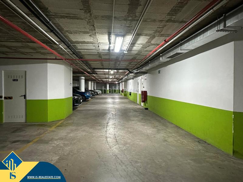 Foto d339735f-da25-4ab4-baa3-efe718b6c982. Pis amb aparcament piscina a Los Naranjos Marbella