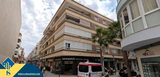 Pis a Las Piscinas Naturales. Apartamentos con terraza, en la provincia de alicante, en la ciu