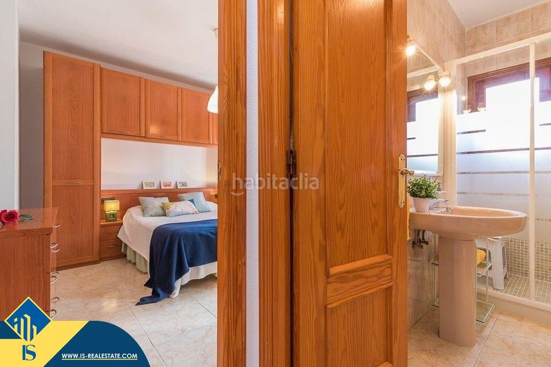 Foto 18bf394b-05ab-4d23-8471-62b20b351ecc. Casa amb aparcament piscina a Playa Flamenca Orihuela