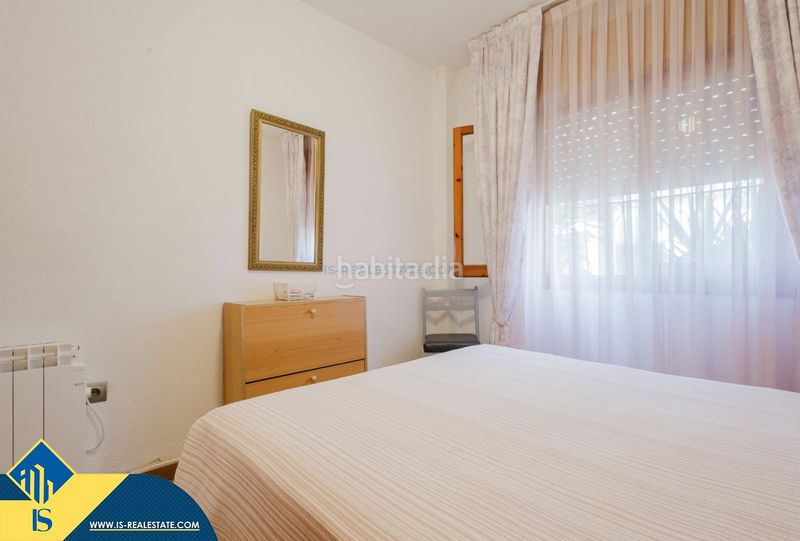 Foto 7e8a2348-3e4c-4ba6-ad18-b2177b4780ef. Casa amb calefacció piscina a Playa de los Náufragos Torrevieja