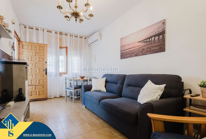 Foto 832290d6-71e7-4e8b-8028-d58846b8c6af. Casa amb calefacció piscina a Playa de los Náufragos Torrevieja