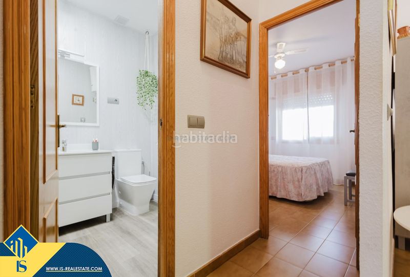 Foto e6d803d3-78dc-4b7b-b6d4-e222bb86ee7b. Casa amb calefacció piscina a Playa de los Náufragos Torrevieja