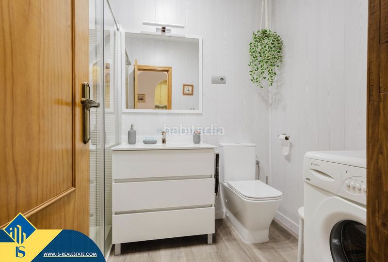 Foto f485626f-4e5d-451e-933e-a9184d4ce259. Casa amb calefacció piscina a Playa de los Náufragos Torrevieja