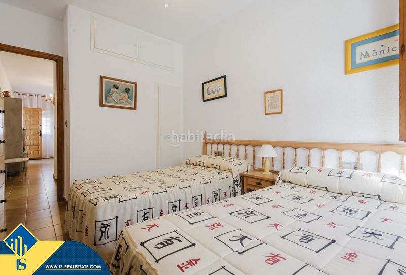 Foto f7c182cf-7a1b-4d3a-bd0e-f5d9688922b2. Casa amb calefacció piscina a Playa de los Náufragos Torrevieja