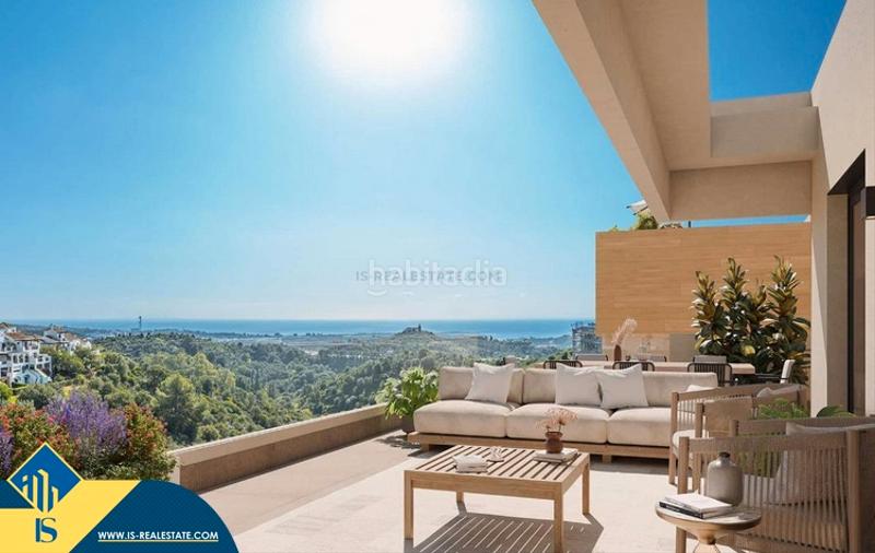 Foto 25fae8a9-5784-4b66-9c7a-f68c76e13e8f. Appartement avec piscine dans Alto de los Monteros Marbella