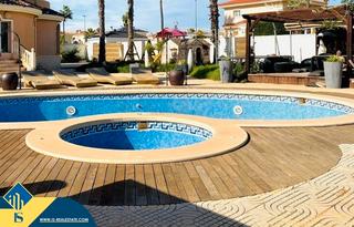 Chalet en Rojales. Villa con piscina privada, en la provincia de alicante, rojales,