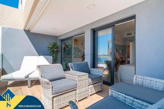 Piso en Punta Prima. Apartamentos con terraza, en la provincia de alicante, en la ciu